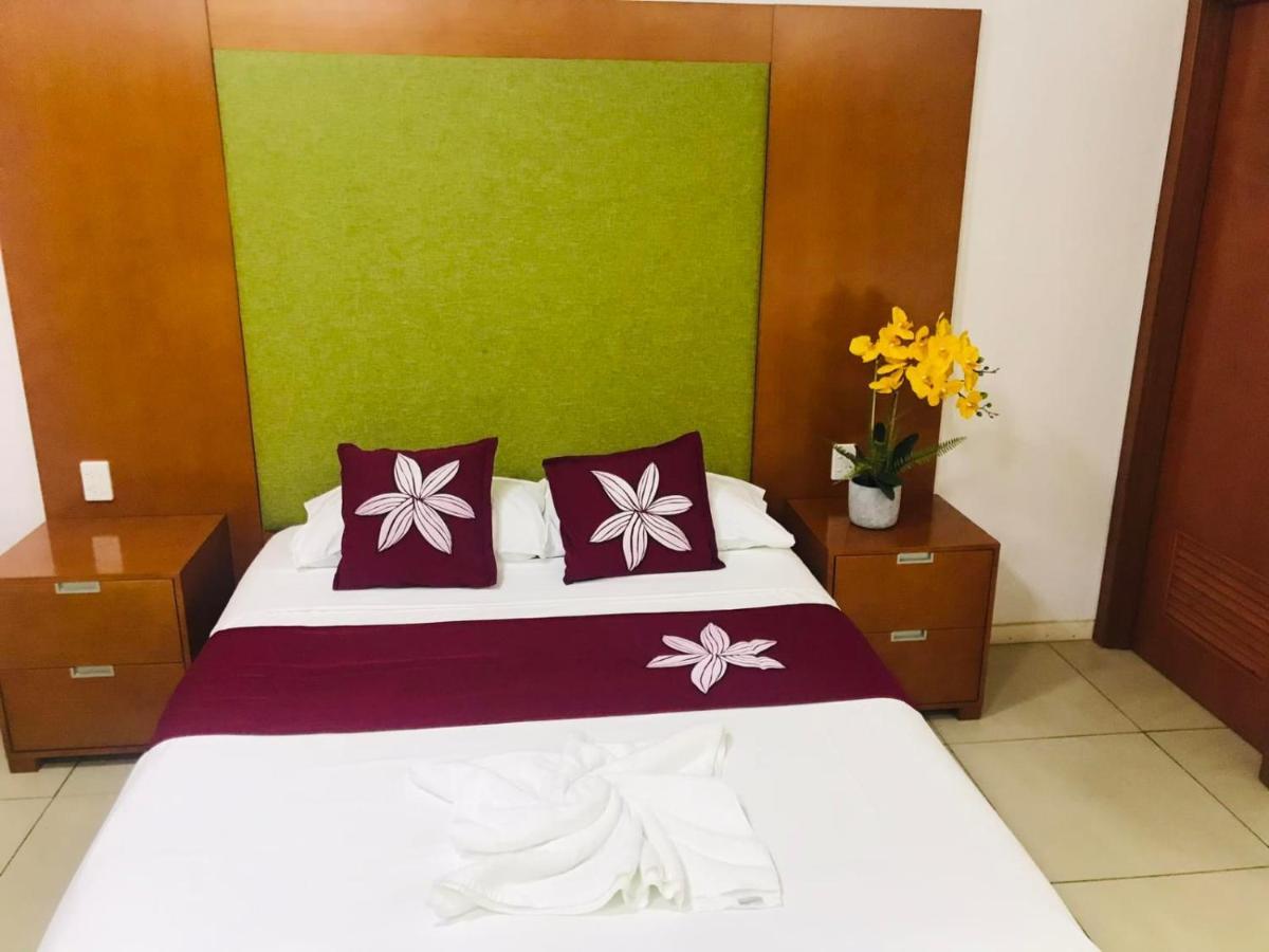 Alec'S Hotel Apia Ngoại thất bức ảnh