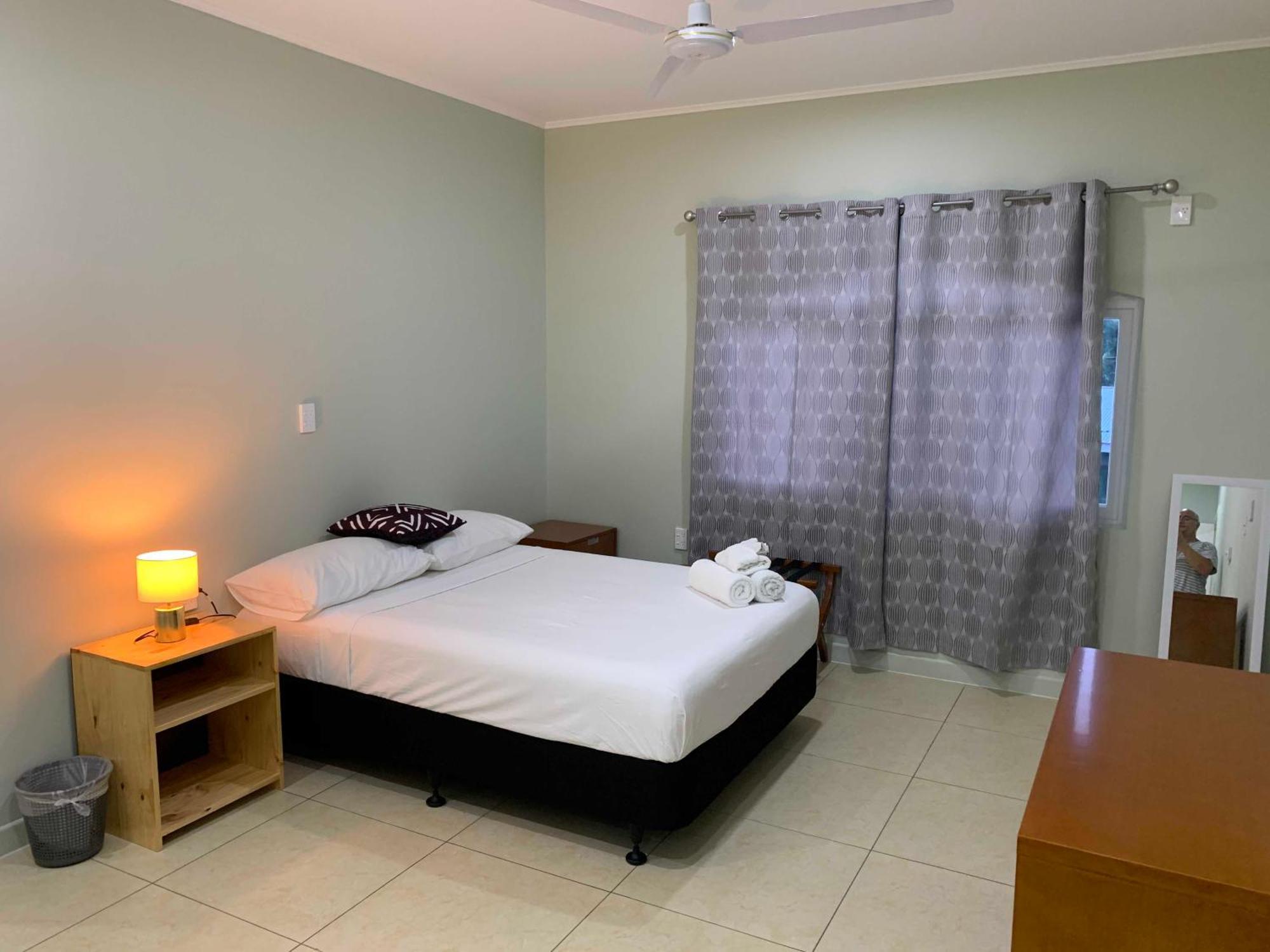 Alec'S Hotel Apia Ngoại thất bức ảnh
